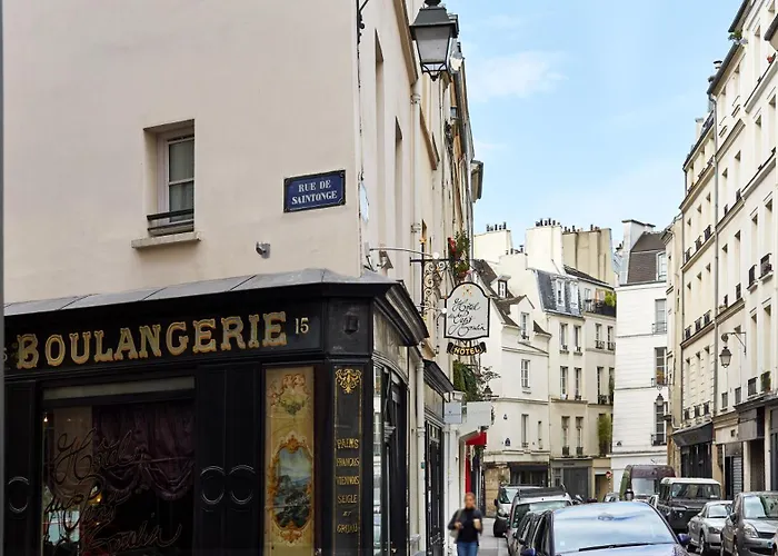 Hotel Du Petit Moulin, Haute Couture Hotel By Lacroix